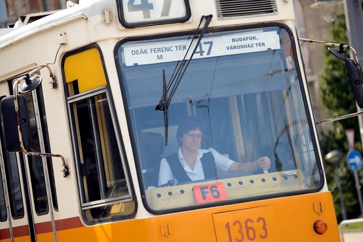 Transporte público, tram no percurso do centro histórico<br />Foto Fabio Jose Martins de Lima 