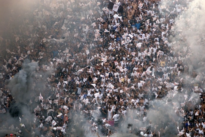 Torcida do glorioso Corinthians, Morumbi, São Paulo SP<br />Foto Tuca Vieira 