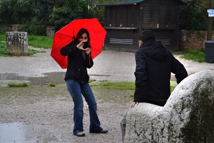 Turistas na praça no Trono d’Attila<br />Foto/photo Fabio Lima 