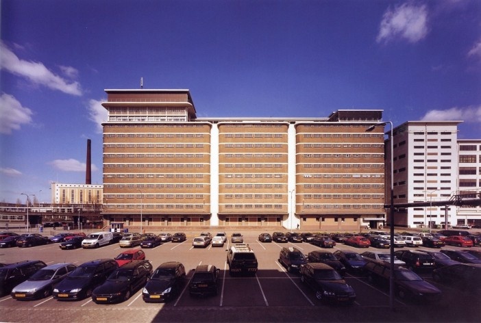 Veemgebouw, Complexo Strijp - S, Eindhoven, Holanda<br />Foto Norbert van Onna 