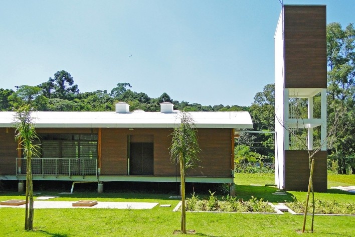 Sede Administrativa do Parque Natural Fazenda do Carmo, relação horizontal-vertical, São Paulo, Secretaria do Verde e Meio Ambiente – SVMA, 2018<br />Foto divulgação 