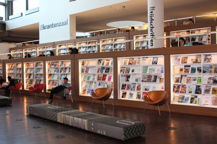 Biblioteca Pública de Amsterdã, Holanda. Jo Coenen & Co Architekten. 2007<br />foto divulgação 