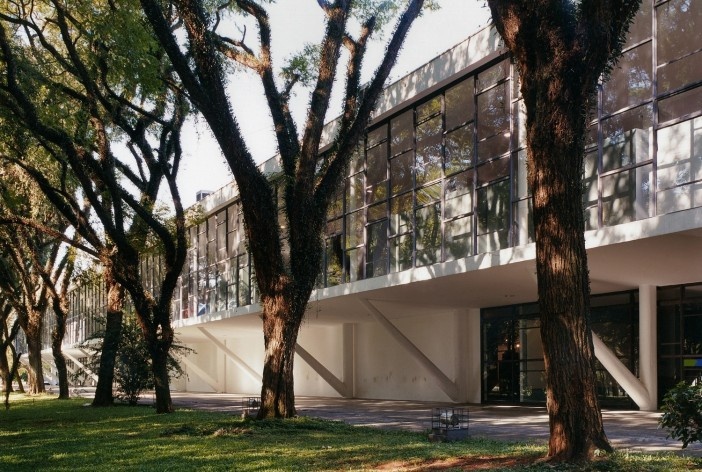 Museu Afro no Parque do Ibirapuera, São Paulo. Arquiteto Oscar Niemeyer e equipe, restauro de Brasil Arquitetura<br />Foto Nelson Kon 