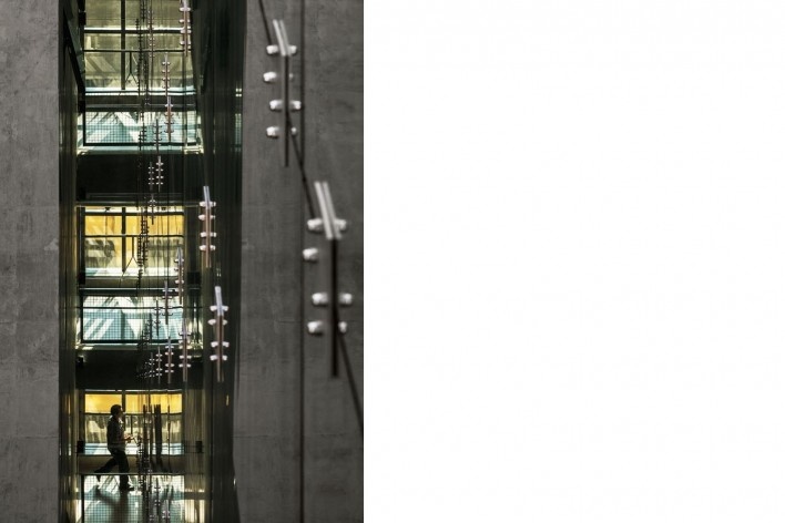 Sesc 24 de Maio, Paulo Mendes da Rocha + MMBB Arquitetos, São Paulo <br />Foto Nelson Kon 