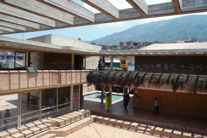 Centro Cultural de Moravia, Medellín<br />Foto Abílio Guerra 
