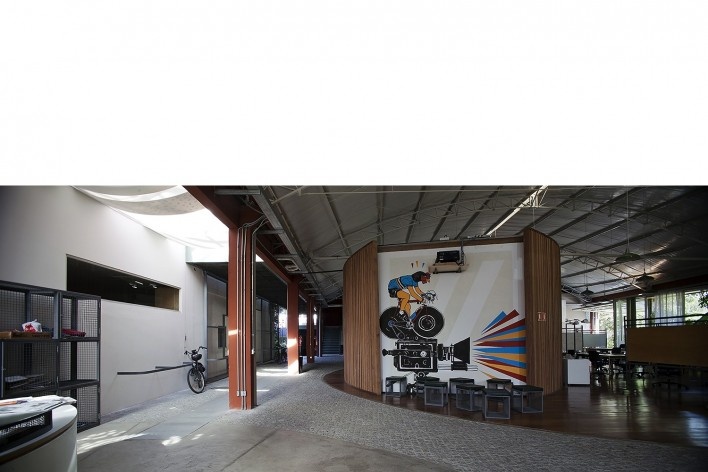 Reforma e ampliação O2 Filmes, São Paulo SP Brasil, 2013. Arquiteta Cristina Xavier<br />Foto Cristiano Mascaro 