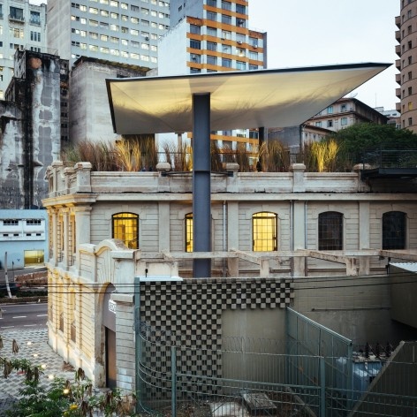 RedBull Station, São Paulo. Escritório Triptyque<br />Foto Pedro Kok 