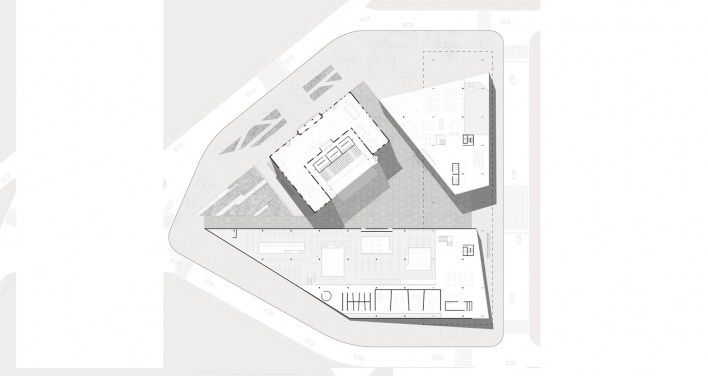 Planta na cota mais baixa do terreno: estúdios, oficinas, biblioteca, sala de exposições, foyer e abertura do auditório para o Largo no interior da quadra