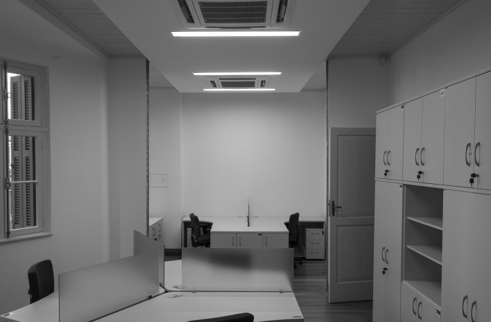 Casa Lutzenberger, sala administrativa. Reforma Kiefer arquitetos