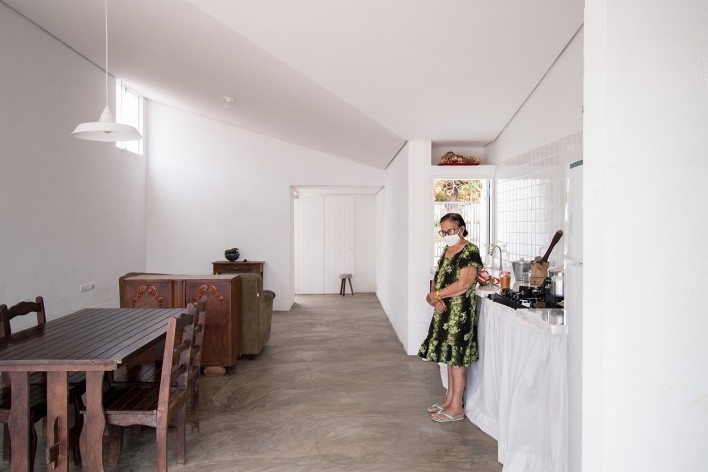 Dona Zuzinha’s House, Campo Azul MG, 2022. Architect Deryck Dantom / DL Arquitetos Associados<br />Foto/photo Urbansadness 