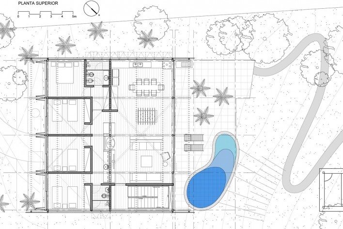 Residência Praia Vermelha, planta pavimento superior, Ubatuba SP Brasil, 2015. Arquitetos Lua Nitsche e Pedro Nitsche/Nitsche Arquitetos<br />Imagem divulgação  [Acervo Nitsche Arquitetos]