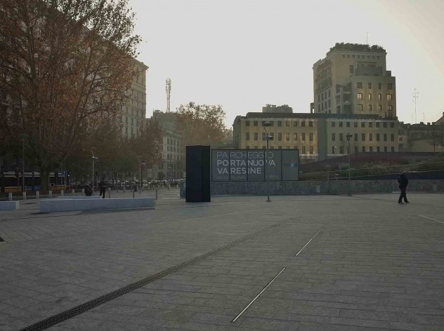 Piazza Lina Bo Bardi, Varesine, Milão. Kohn Pedersen Fox Associates<br />Foto Viviana Pozzoli 