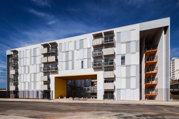 Conjunto Habitacional Heliopolis<br />Foto Nelson Kon 