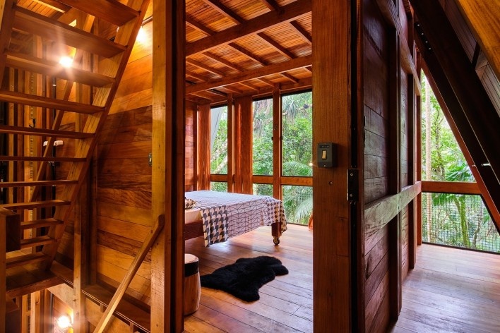 Monkey House, Paraty RJ Brasil, 2020. Arquiteto Marko Brajovic / Atelier Marko Brajovic<br />Foto/ Photo Rafael Medeiros / Gustavo Uemura 