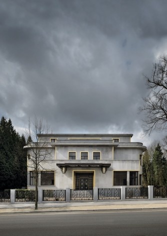 View of main facade<br />Foto Georges de Kinder  [Ma² - Metzger and Partners Architecture]