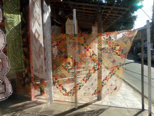 Bairro de Pontal da Barra, o “Filé”, rendado típico alagoano e de herança portuguesa, Maceió<br />Foto Silvia Raquel Chiarelli 