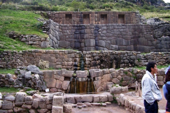 Tambomachay, grande fonte<br />Foto Saide Kahtouni 