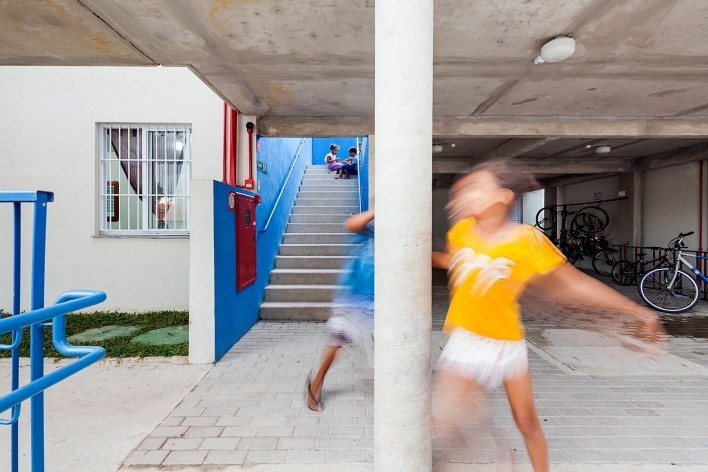 Reurbanização da favela do Sapé, Rio Pequeno, São Paulo, 2014. Base 3 Arquitetos, arquitetos Marina Grinover, Catherine Otondo e Jorge Pessoa<br />Foto Pedro Vannucchi 