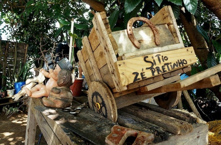 Propriedade-instalação de Zé Pretinho, Diadema SP<br />Foto Brenda Gottlieb 