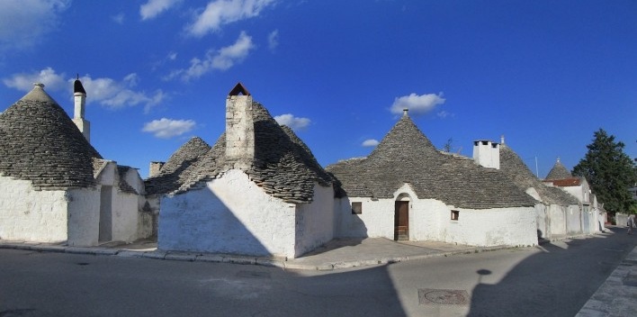 Alberobello, Itália<br />Fotomontagem Victor Hugo Mori, 2016 