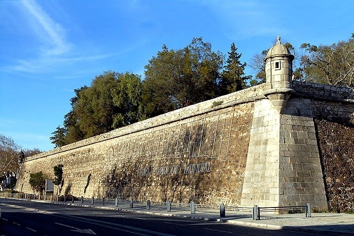 Muralhas de Évora<br />Foto Junancy Wanderley 