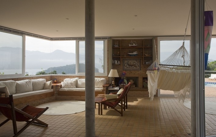 Casa na Ponta do Pulso, Ubatuba SP Brasil, arquiteto Affonso Risi<br />Foto Paulo Risi 