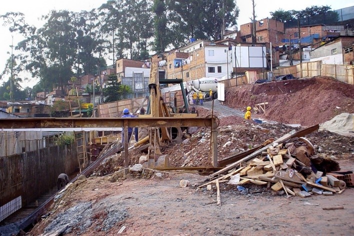 Escola Projeto Viver, construção, São Paulo, Fernando Forte, Lourenço Gimenes e Rodrigo Marcondes Ferraz / FGMF<br />Foto Marcelo Scandaroli 