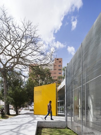 Renovação da Biblioteca Monteiro Lobato, croquis de concepção do projeto. São Bernardo do Campo SP Brasil, 2014. Arquitetos Marta Moreira e Milton Braga / MMBB Arquitetos<br />Foto Federico Cairoli 