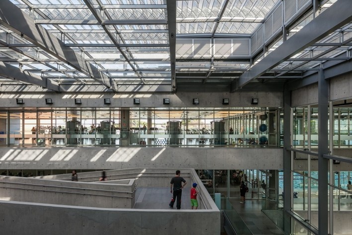 Sesc Guarulhos, Guarulhos, 2019. Arquitetos Lilian Dal Pian e Renato Dal Pian / Dal Pian Arquitetos<br />Foto Nelson Kon / Sesc SP 