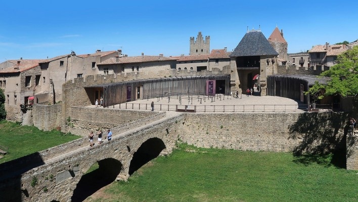 Ruas de Carcassonne, França<br />Foto Victor Hugo Mori 