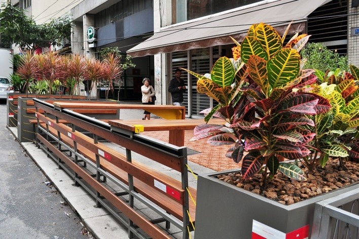 Parklet Maria Antônia, São Paulo, 2014, arquiteto Homã Alvico<br />Foto divulgação 