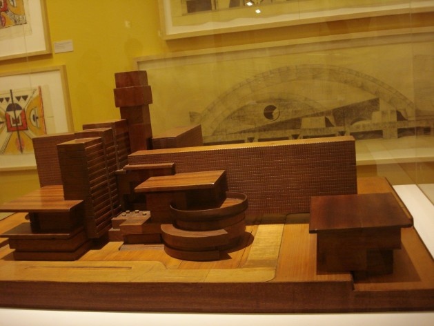 Biblioteca Nacional de Roma (1959), projeto de Carlo Aymonino, exposição no Centro Pompidou, Paris, julho 2012<br />Foto Ronaldo Marques de Carvalho 