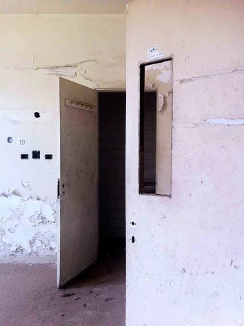 Ala abandonada do Complexo Hospitalar do Juquery<br />Foto Abilio Guerra 