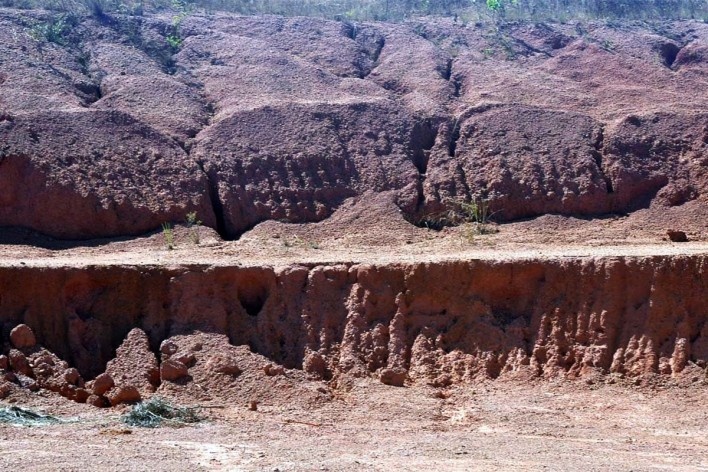 Cidade de Grão Mogol MG, detalhe do terreno circundante<br />Foto Ana Alaíde Amaral 