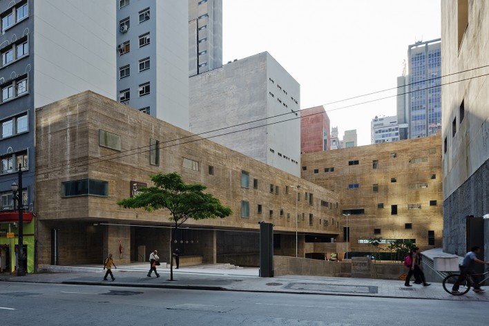 Praça das Artes<br />Foto Nelson Kon 
