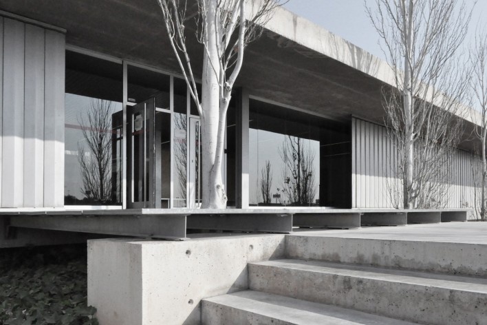 Aulário 3 (unidade de Alicante), San Vicente del Raspeig, Alicante, Espanha, 2000. Arquiteto Javier Garcia-Solera<br />Foto Hevelyn Baer Villar 