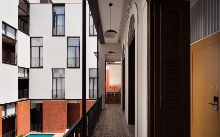 Hostel Villa 25, Rio de Janeiro RJ Brasil, 2016. Arquitetos Rodrigo Calvino e Diego Portas / C+P Arquitetura<br />Foto Federico Cairoli 