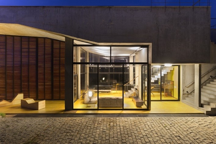 Casa no Cerrado, Moeda MG, 2013-2015. Arquiteto Carlos M Teixeira, Vazio S/A<br />Foto Gabriel Castro 