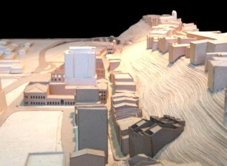 Inserção da proposta no ambiente urbano: relação com os bairros do Pilar (Cidade Baixa) e do Carmo (Cidade Alta) e com a encosta<br />Imagem dos autores do projeto 