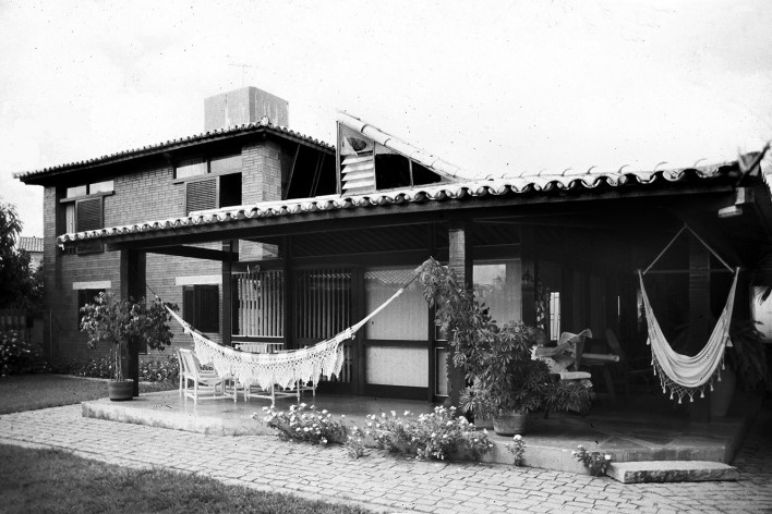 Casa do Itaigara, 1989, Salvador, Bahia<br />Foto divulgação  [Arquivo Paulo Ormindo de Azevedo]
