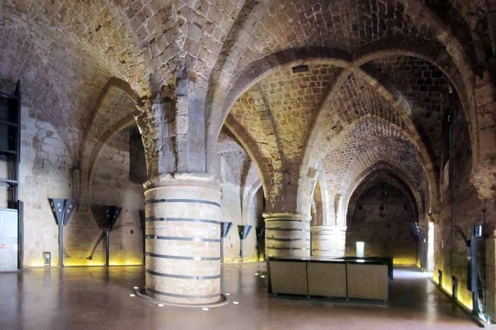São João de Acre, grande sala de guerra – hall dos cavaleiros<br />Foto Victor Hugo Mori 
