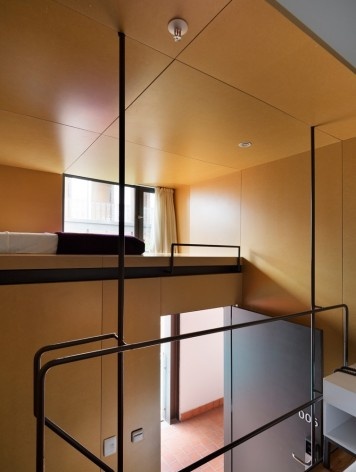 Hostel Villa 25, Rio de Janeiro RJ Brasil, 2016. Arquitetos Rodrigo Calvino e Diego Portas / C+P Arquitetura<br />Foto Federico Cairoli 