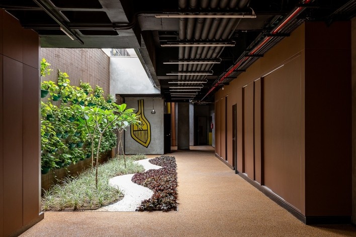 Casamirador Savassi, Belo Horizonte MG Brasil, 2021. Arquitetos Gisele Borges e Ulisses Mikhail Itokawa (autores) / Gisele Borges Arquitetura<br />Foto Juliana Berzoini 