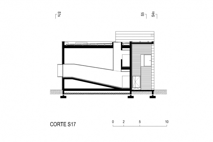 Museu de Arqueologia de Vila Real, corte<br />Desenho Escritório António Belém Lima 