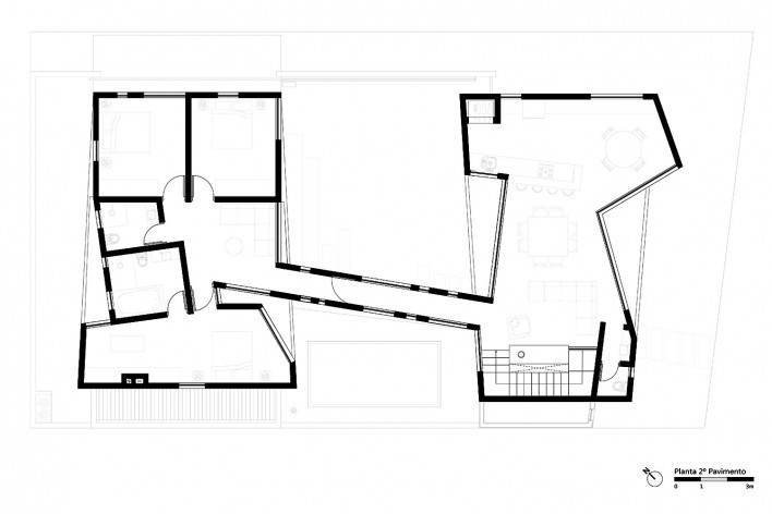 Casa 2V, planta pavimento superior, Porto Alegre RS Brasil, 2013. Arquitetos Diego Brasil e Anderson Calvi / BR3 Arquitetos<br />Imagem divulgação  [BR3 Arquitetos]
