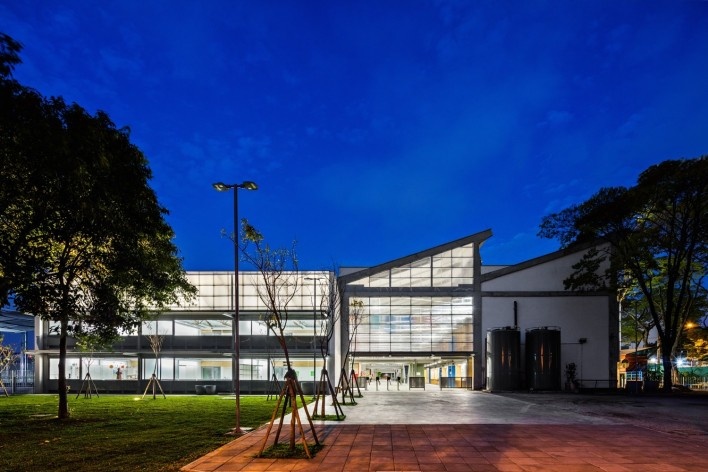 Nova sede da Beacon School, São Paulo SP Brasil, 2016. Arquitetos Vinicius Andrade, Marcelo Morettin, Marcelo Maia Rosa e Renata Andrulis / Guido Otero e Ricardo Gusmão (autores) / Andrade Morettin Arquitetos / Gusmão Otero Arquitetos Associados<br />Foto / photo Nelson Kon 