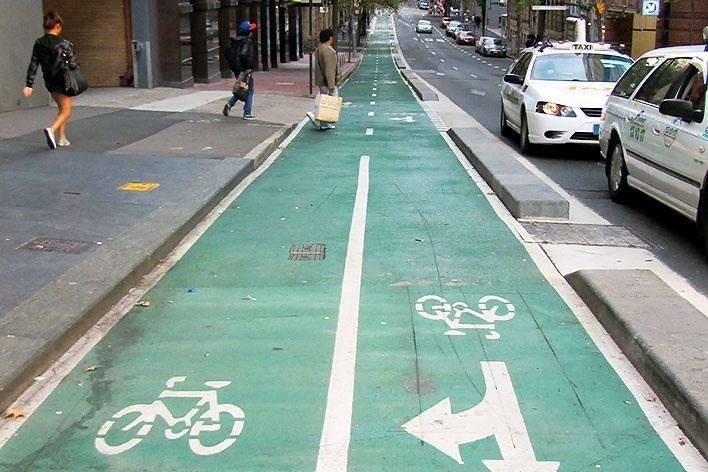 Ciclovia no centro de Sydney<br />Foto Gabriela Celani 