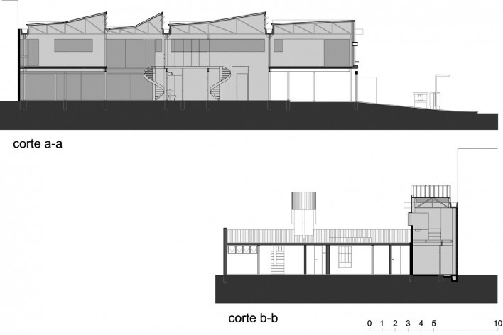 Casa de Ipanema, cortes, Sergio M. Marques, 2007/2009<br />Desenho Sergio M. Marques 