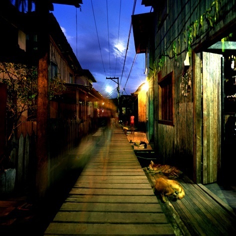 Vila da Barca, Bélem, 2006<br />Foto Iatã Canabrava  [Exposição Uma outra cidade]