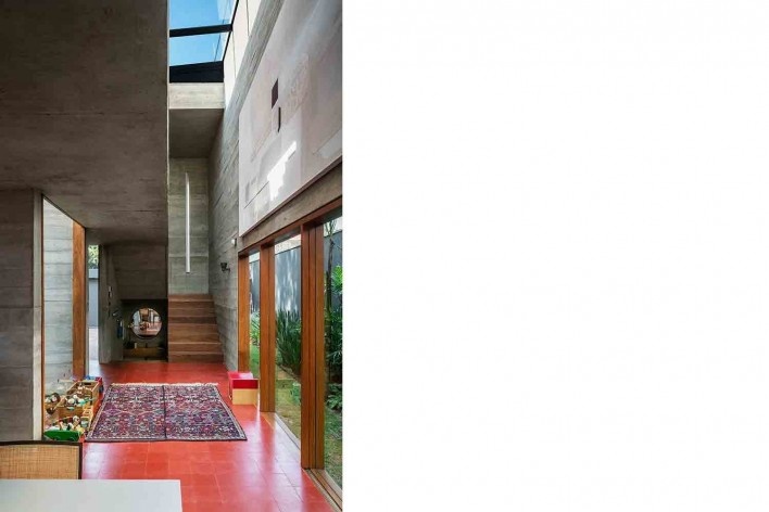 Casa 239, São Paulo SP, 2012. Una Arquitetos<br />Foto Nelson Kon 